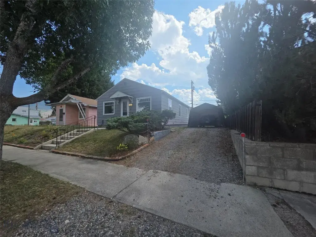 2638 Bayard, Butte