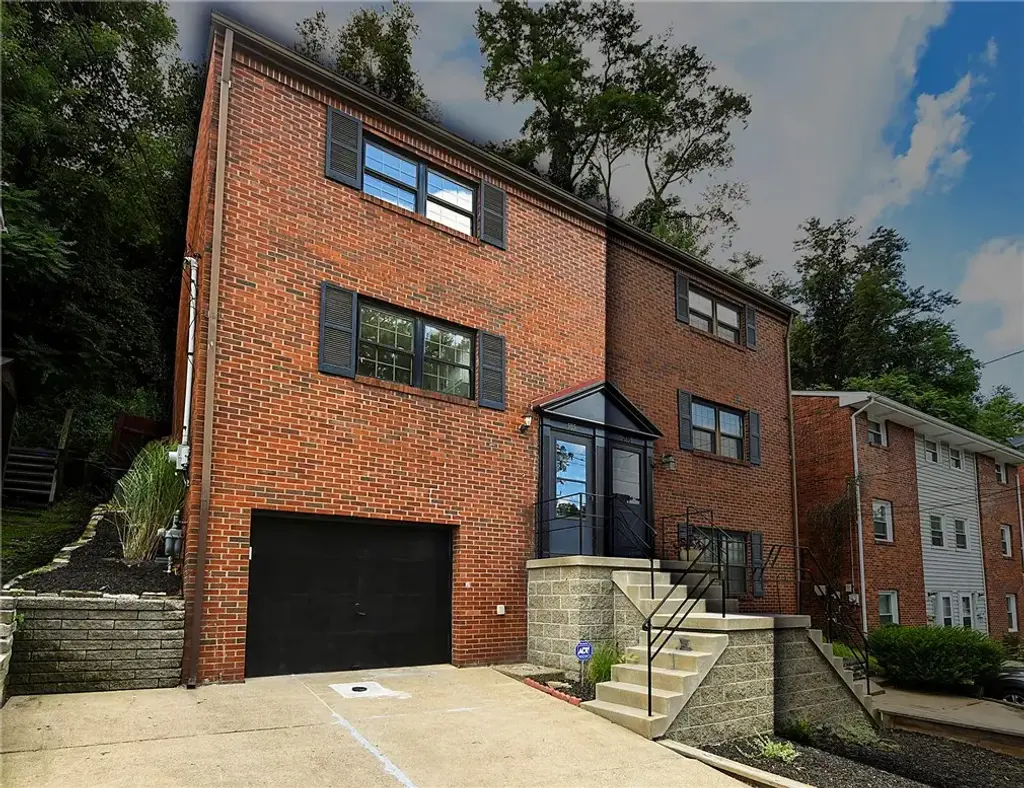 585 Lucia Drive , Wilkins