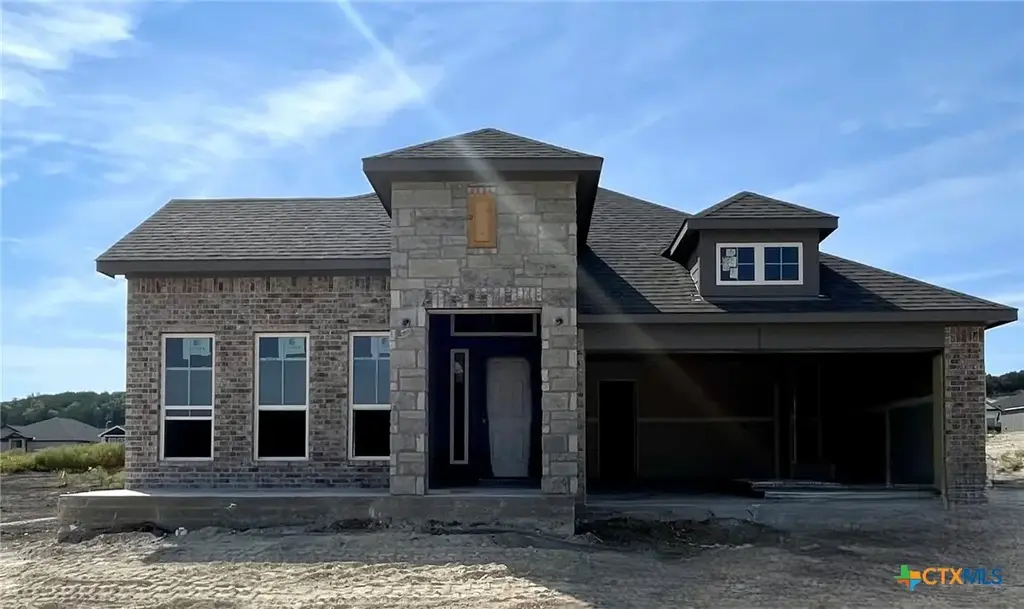 335 Pathfinder Drive, Copperas Cove