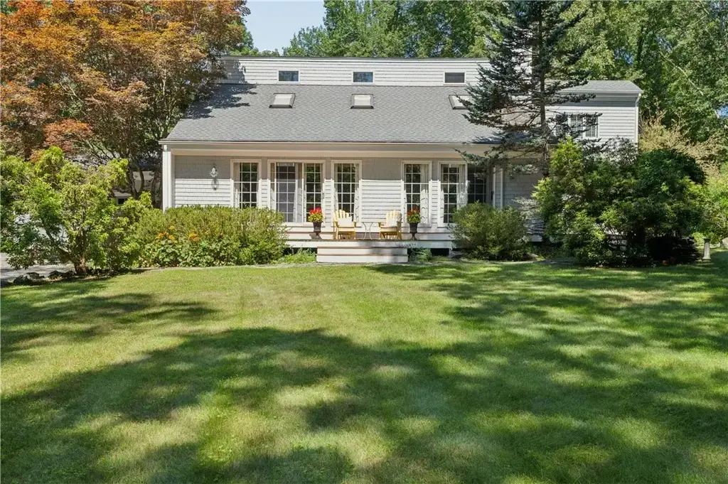 24 Constellation Ct, Jamestown