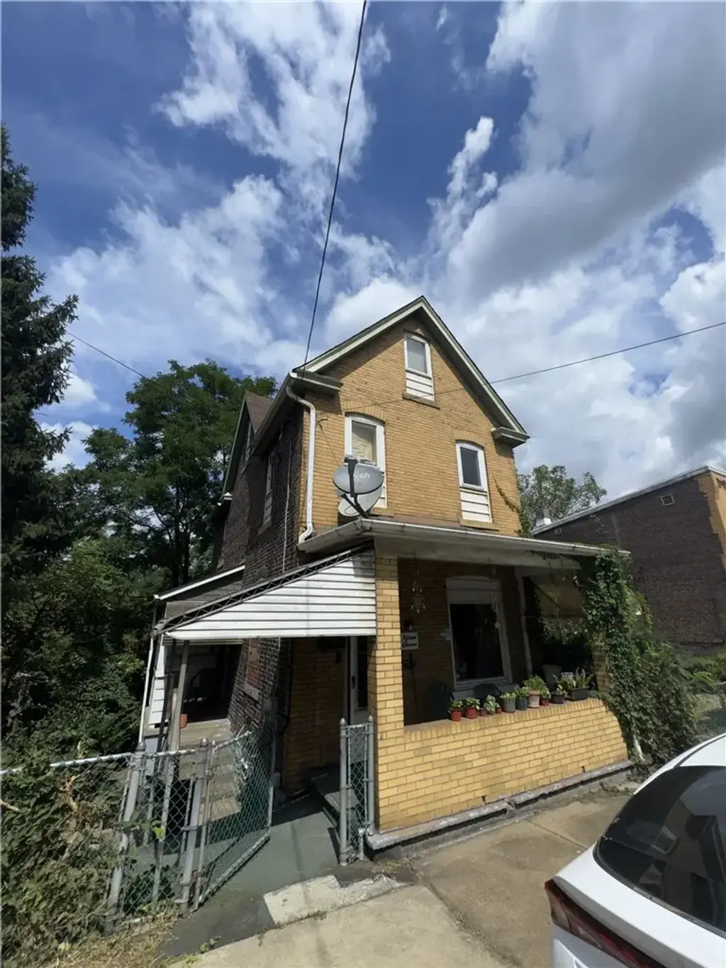 1511 Terrace Street , N Braddock