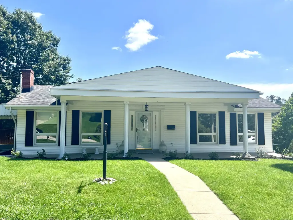 662 Debaldo Drive, West Mifflin