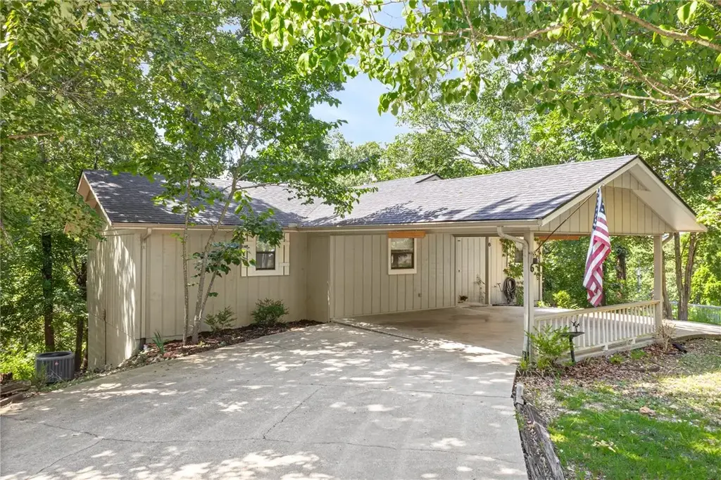6 Kensington Drive, Bella Vista