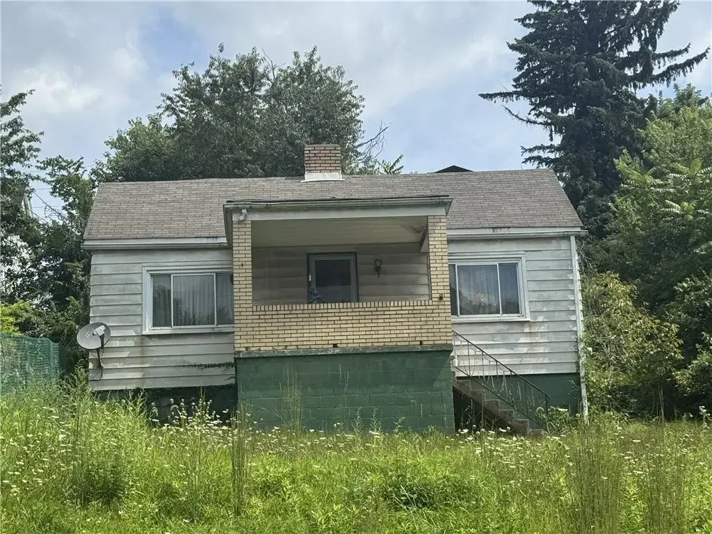 1521 Brinton Avenue , N Braddock