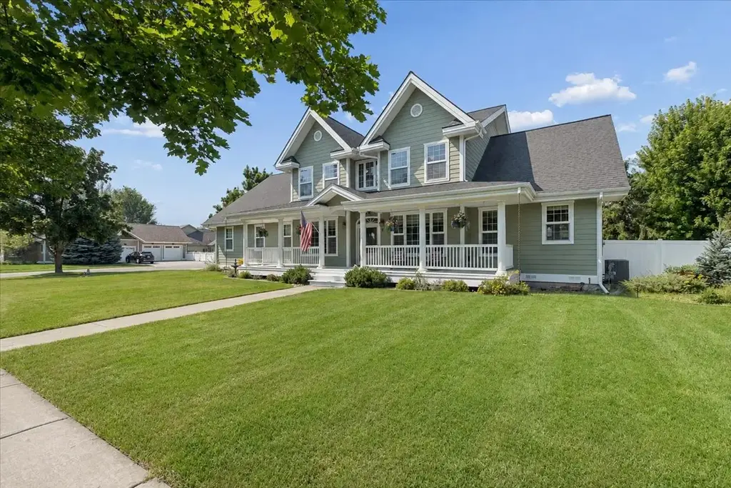 6 Glacier Circle, Kalispell