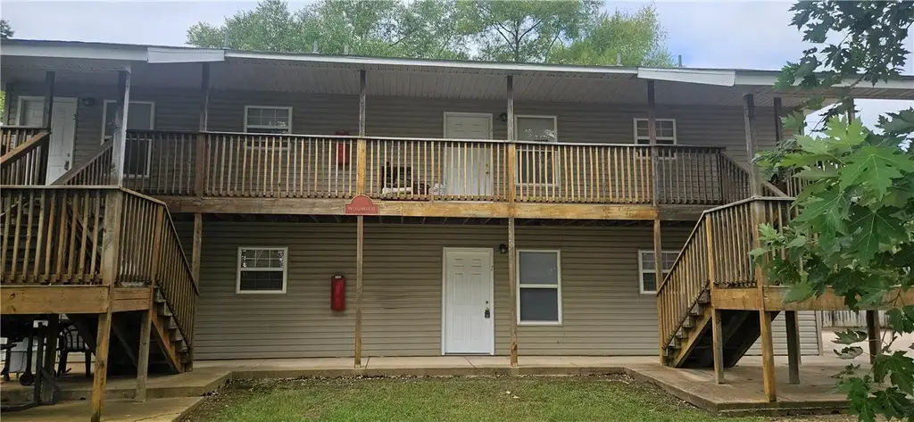 1983 Razorback Road 1, Fayetteville