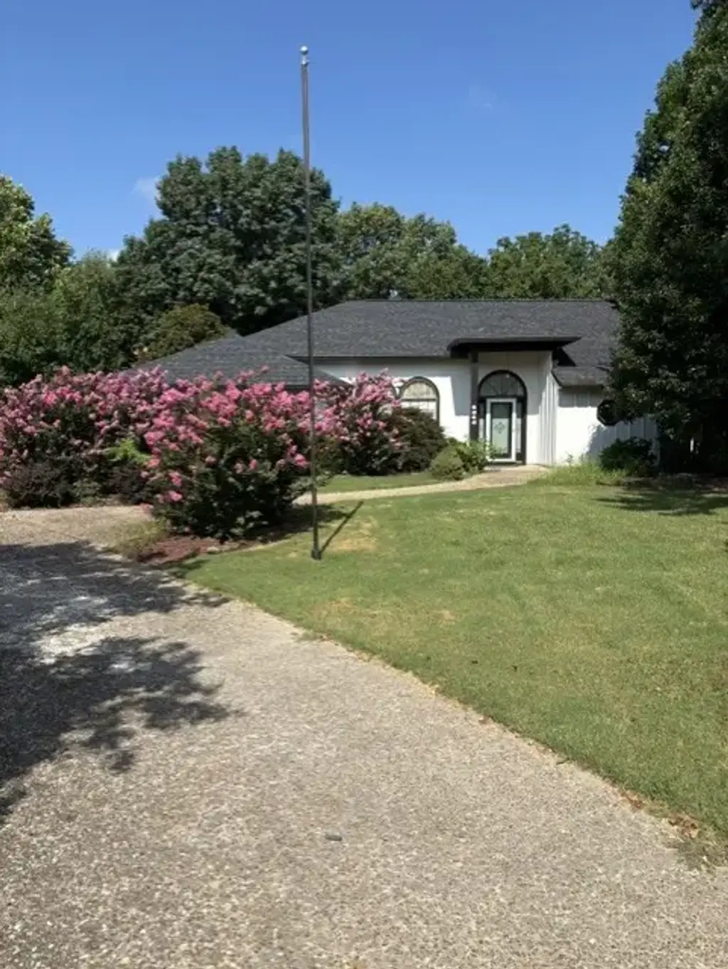 4345 Kings Place, Springdale
