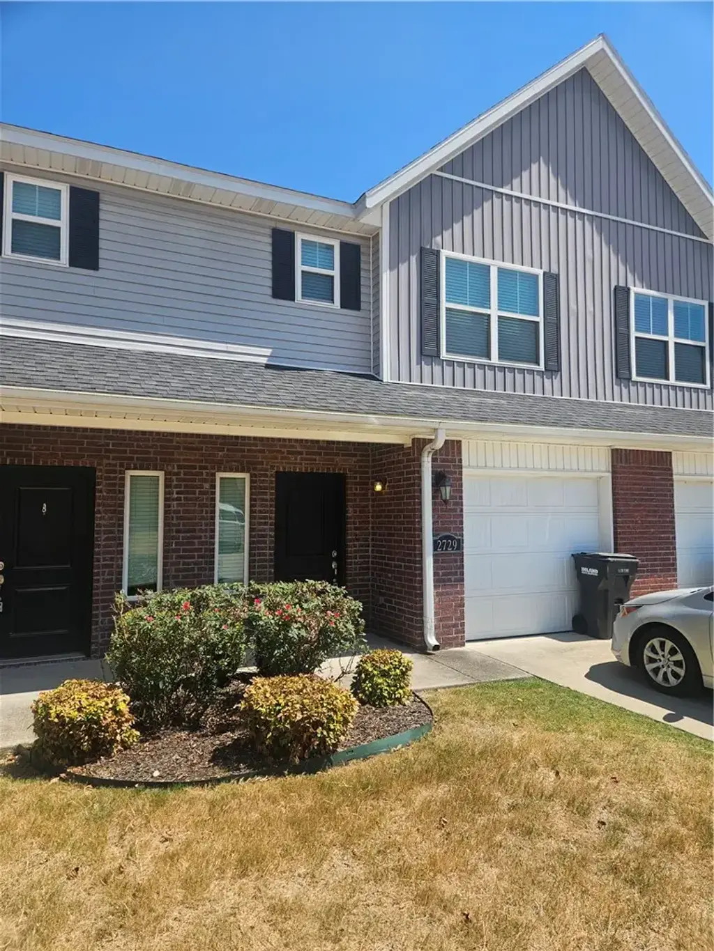 2729 Kilimanjaro Way, Rogers