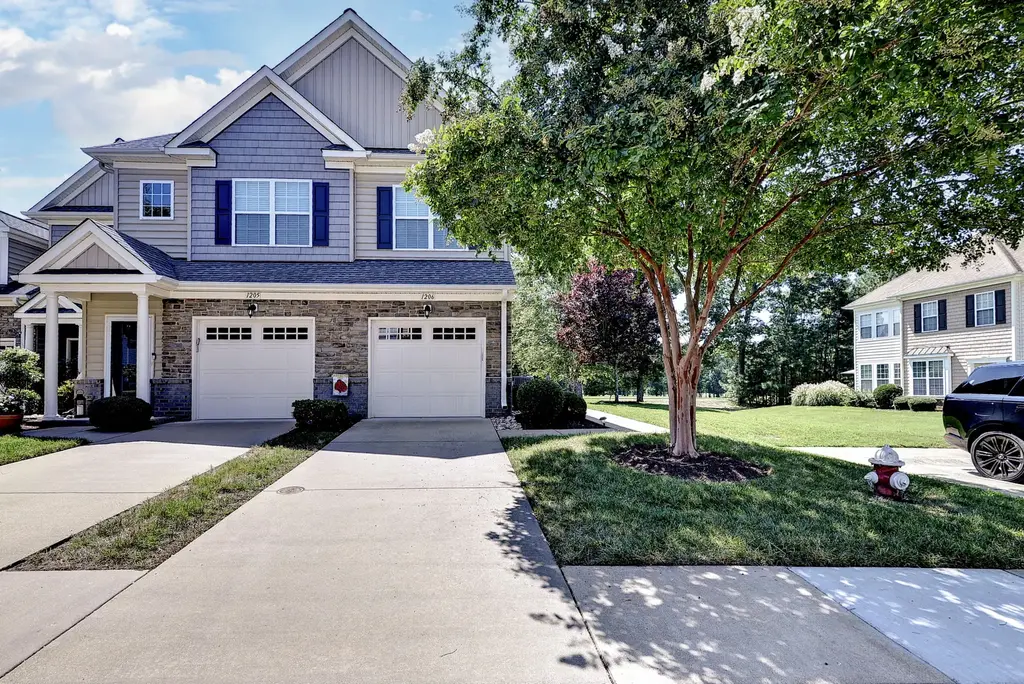 1206 Braemar Creek, Williamsburg