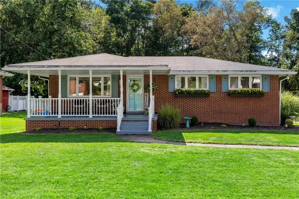 21 Cario Drive , N Franklin