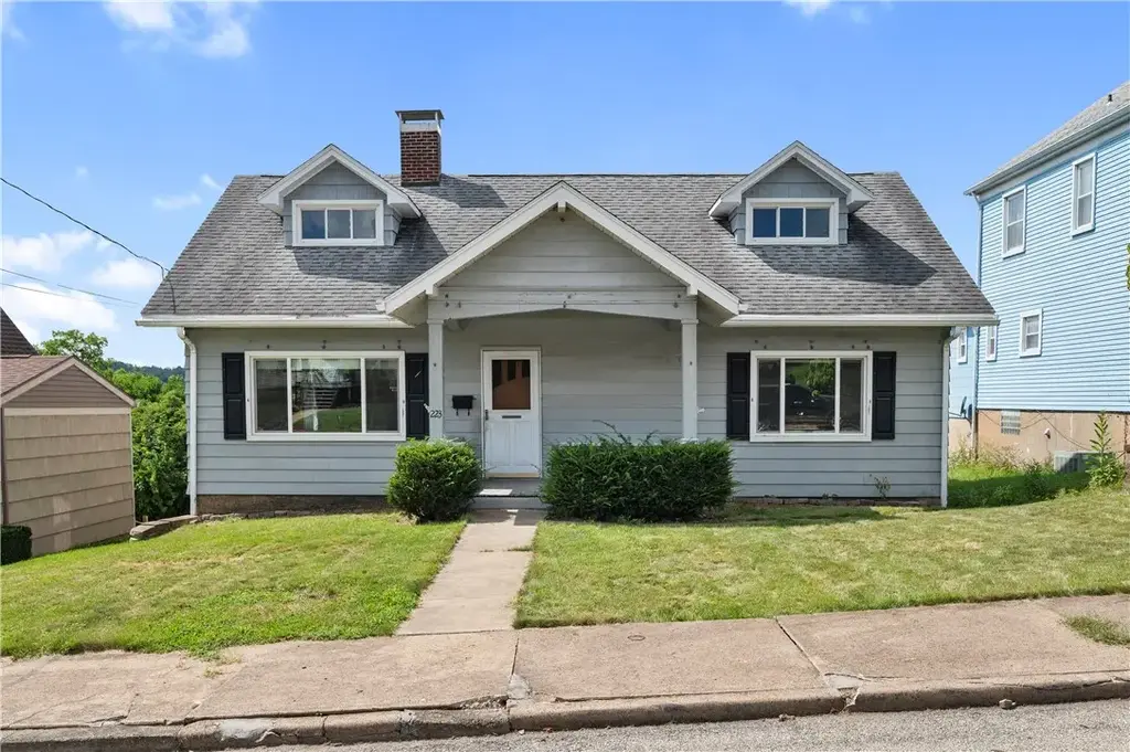 223 Pershing Drive , New Kensington