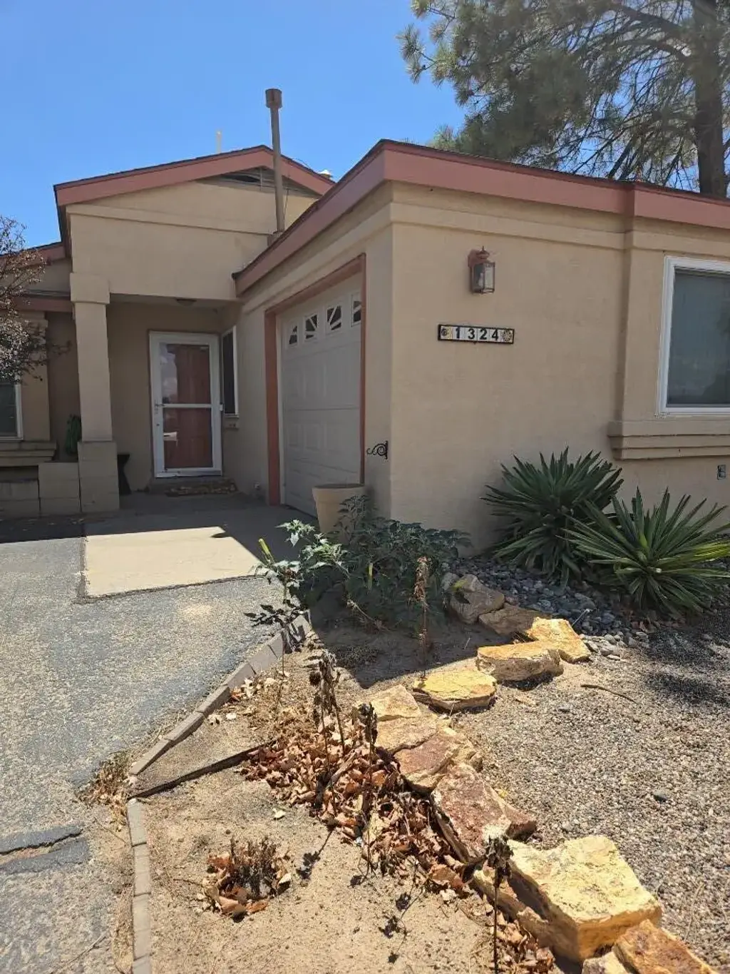 1324 Lil Avenue Ne, Rio Rancho
