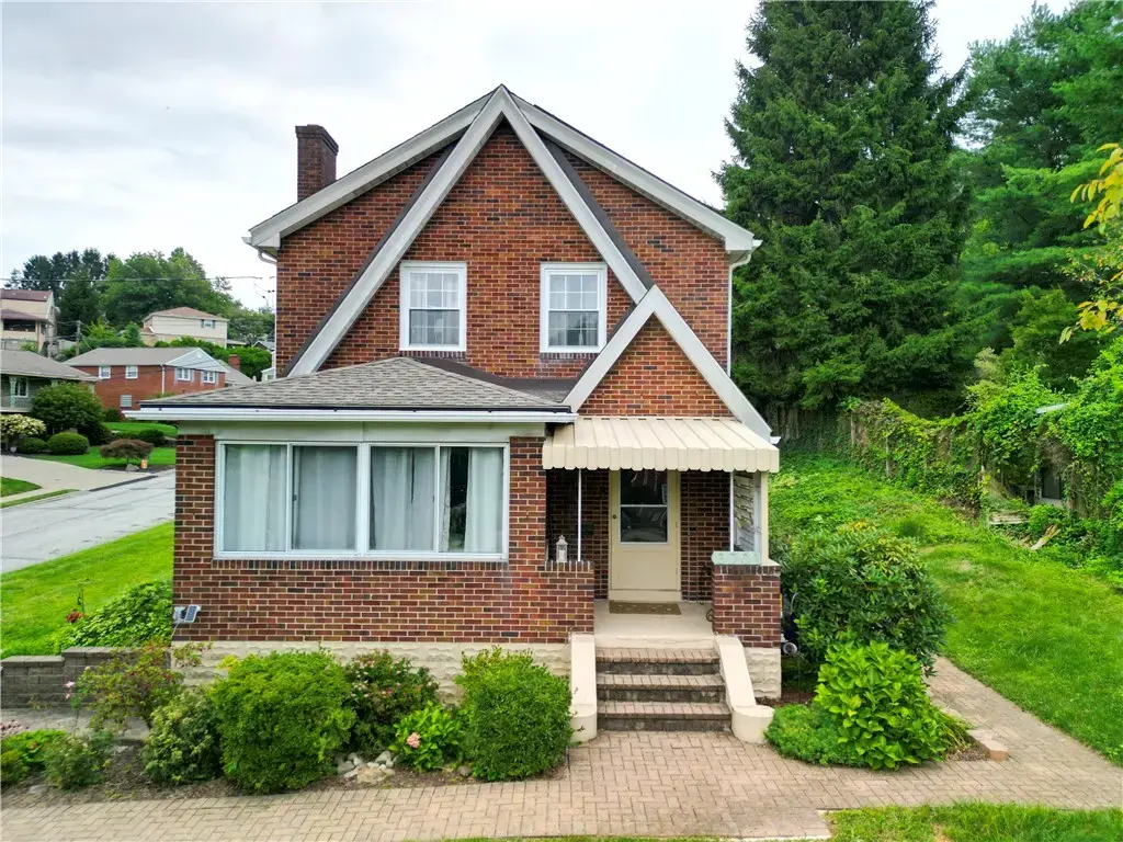 3701 Run Road , Munhall