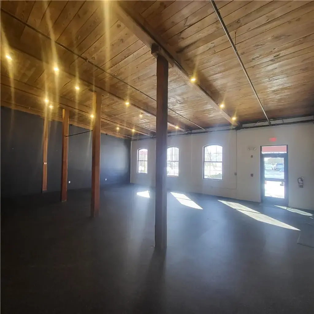 61 Cedar Ave # 3, East Greenwich