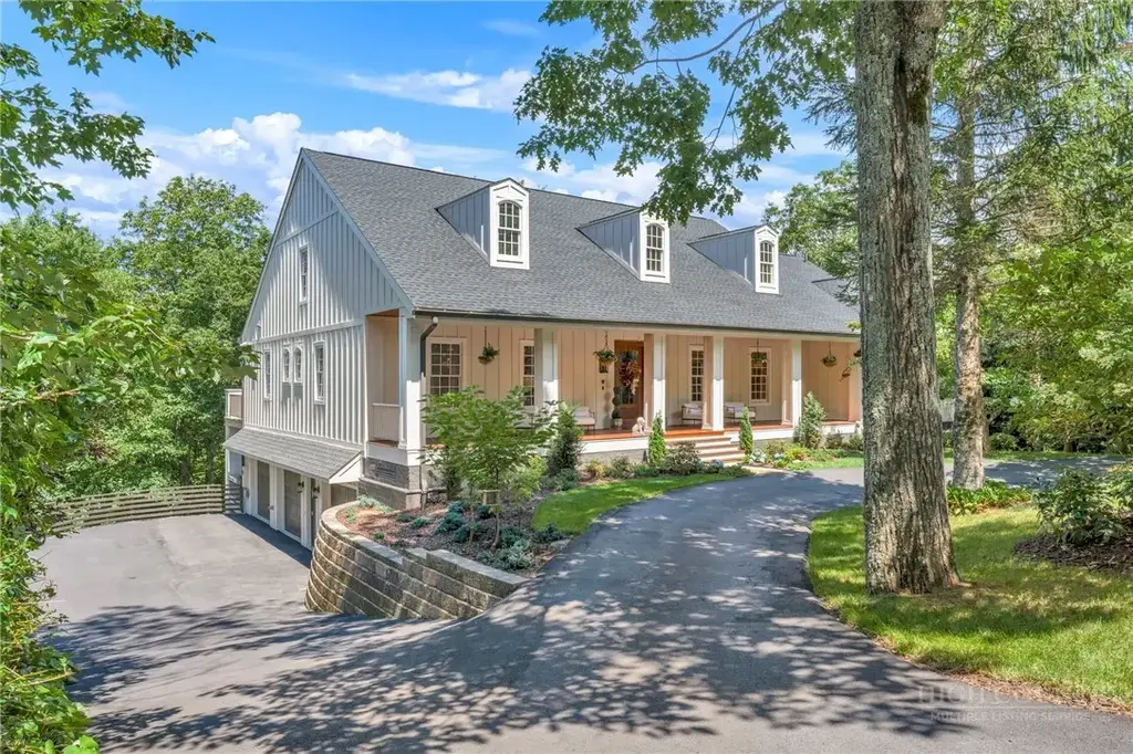 368 Green Hill Woods, Blowing Rock