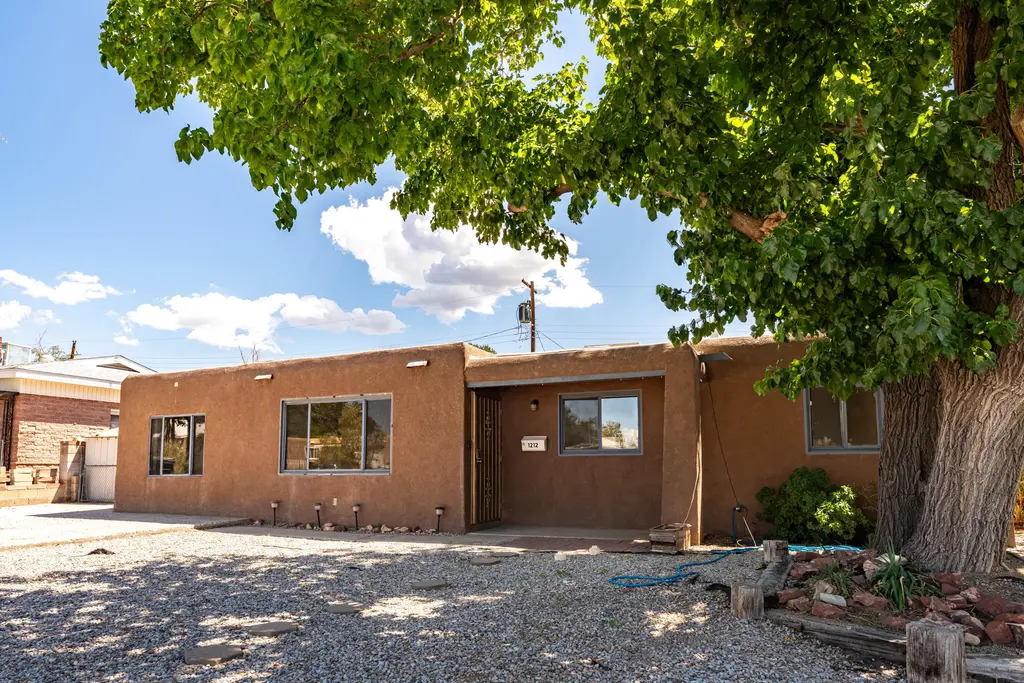 1212 Propps Street Ne, Albuquerque