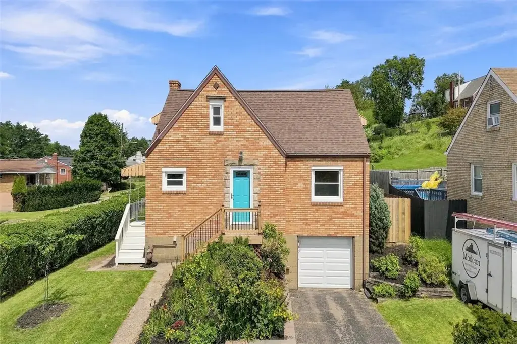 144 Enger Avenue , Ross