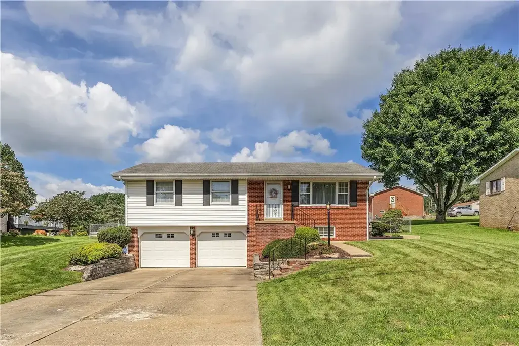 1108 Mcgovern Road , Chartiers