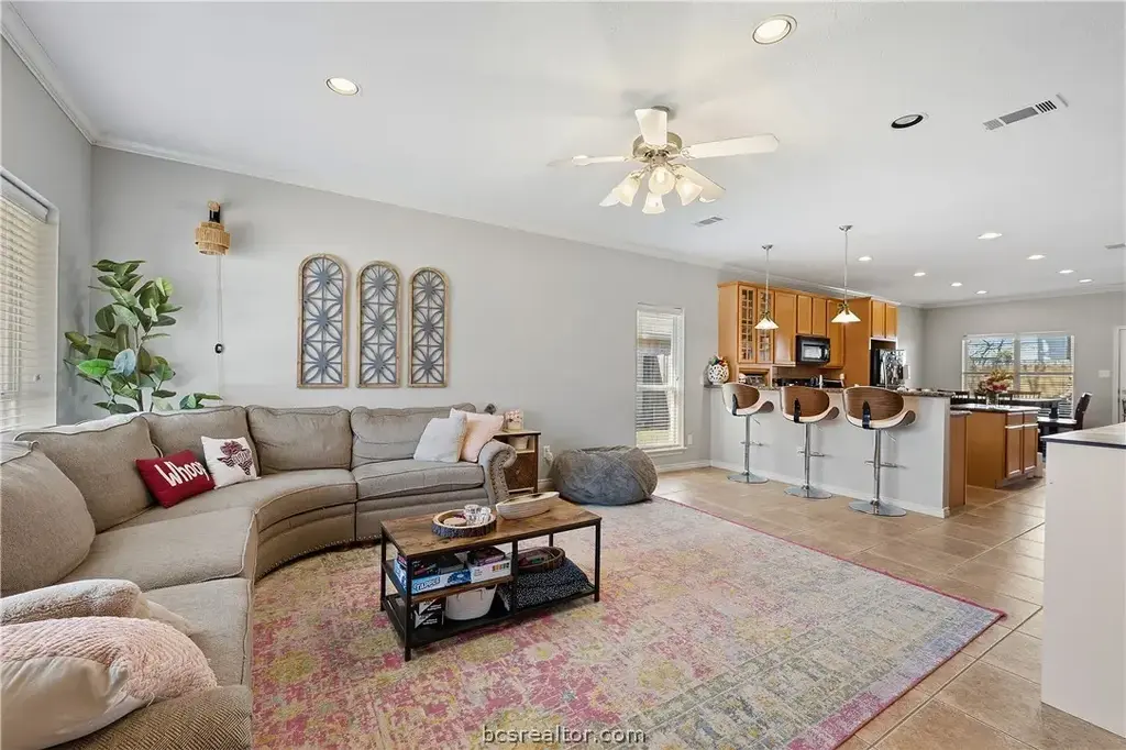 201 Richards Street, College Station