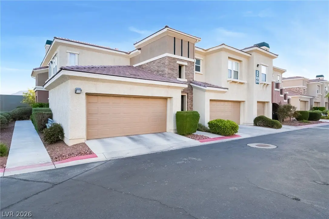 10809 Garden Mist Drive 1074, Las Vegas