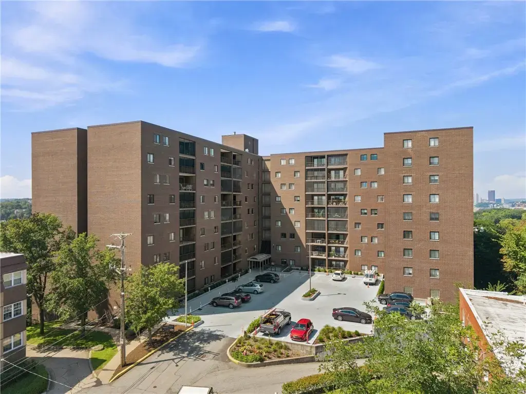 5600 Munhall Road 601, Squirrel Hill