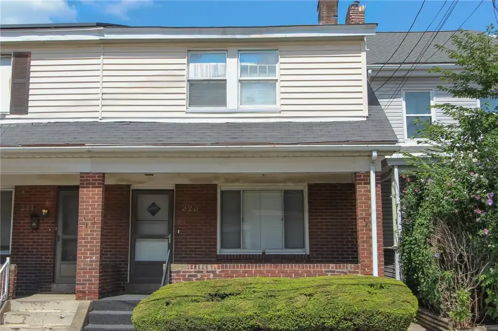 323 Main Street , Lawrenceville