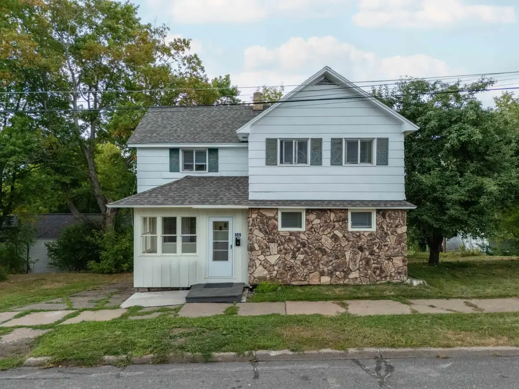 109 4th St S, Crystal Falls