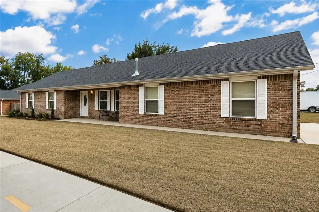 553 Sw Dallas Street, Gravette