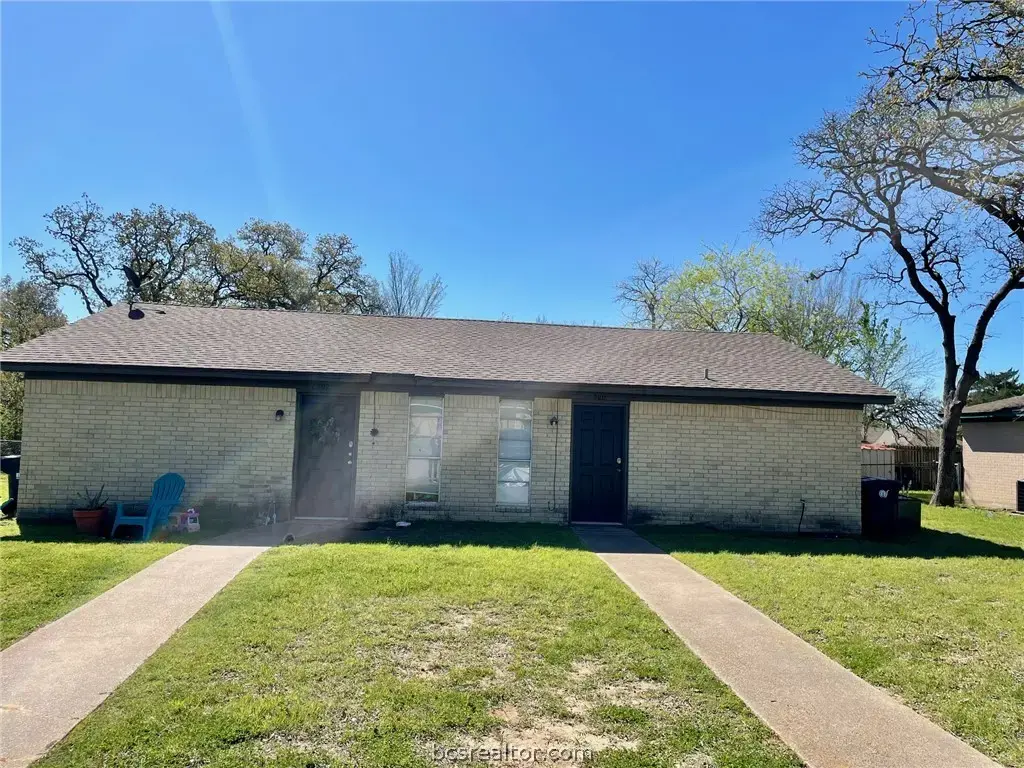 1300 Airline, College Station