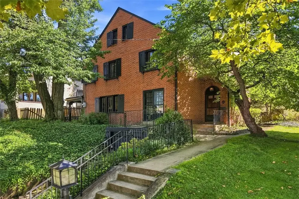 6324 Alderson Street , Squirrel Hill
