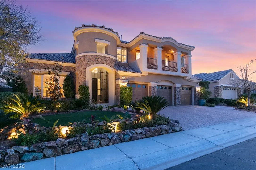 9429 Garnet Crown Avenue, Las Vegas