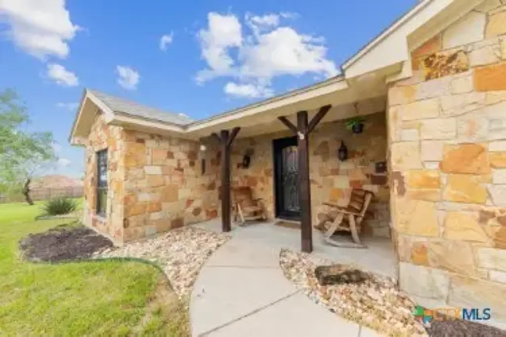 770 County Road 3371, Kempner