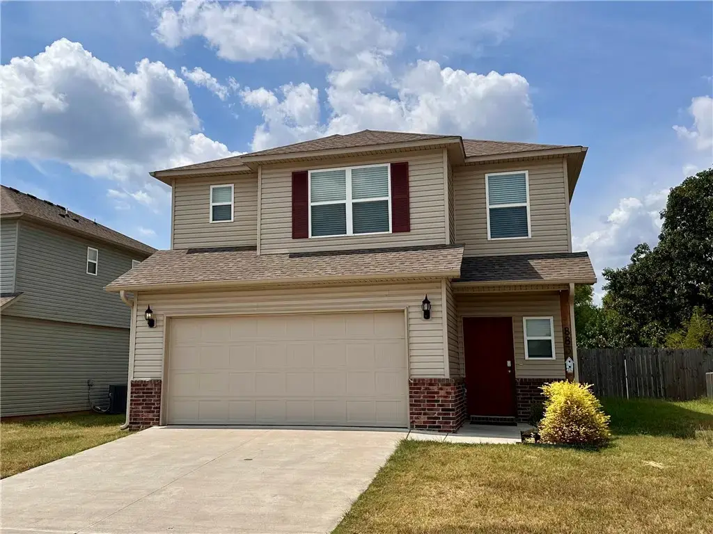 883 Sparrow Circle, Fayetteville