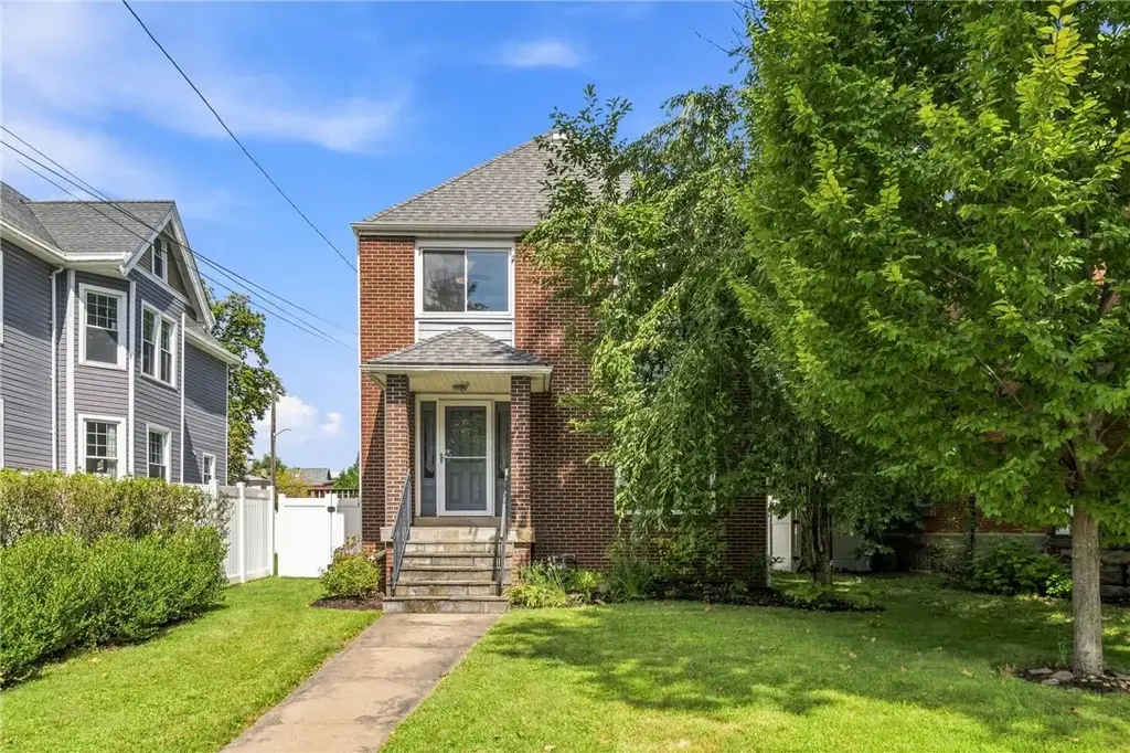 113 Biddle Avenue , Regent Square