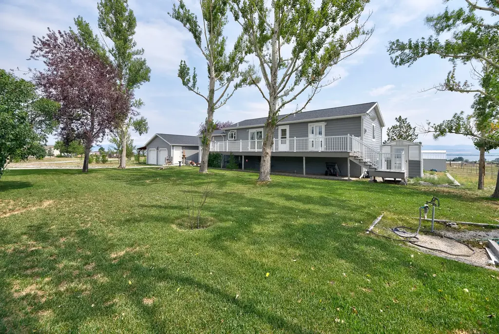 7 Strawberry Drive, Townsend