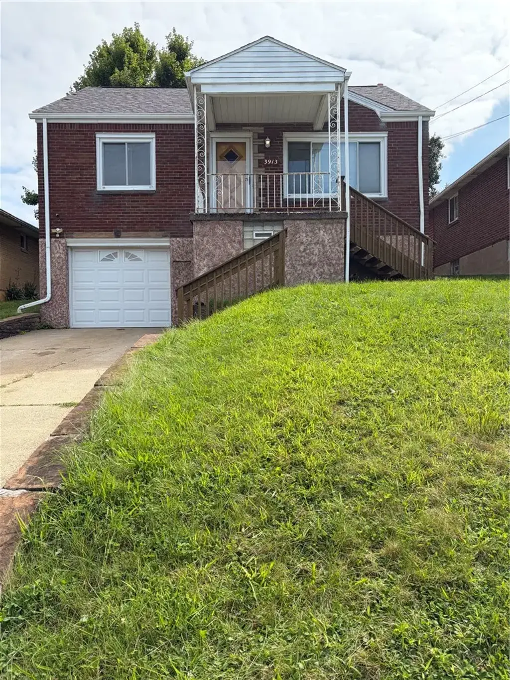 3913 Everlawn Street , West Mifflin