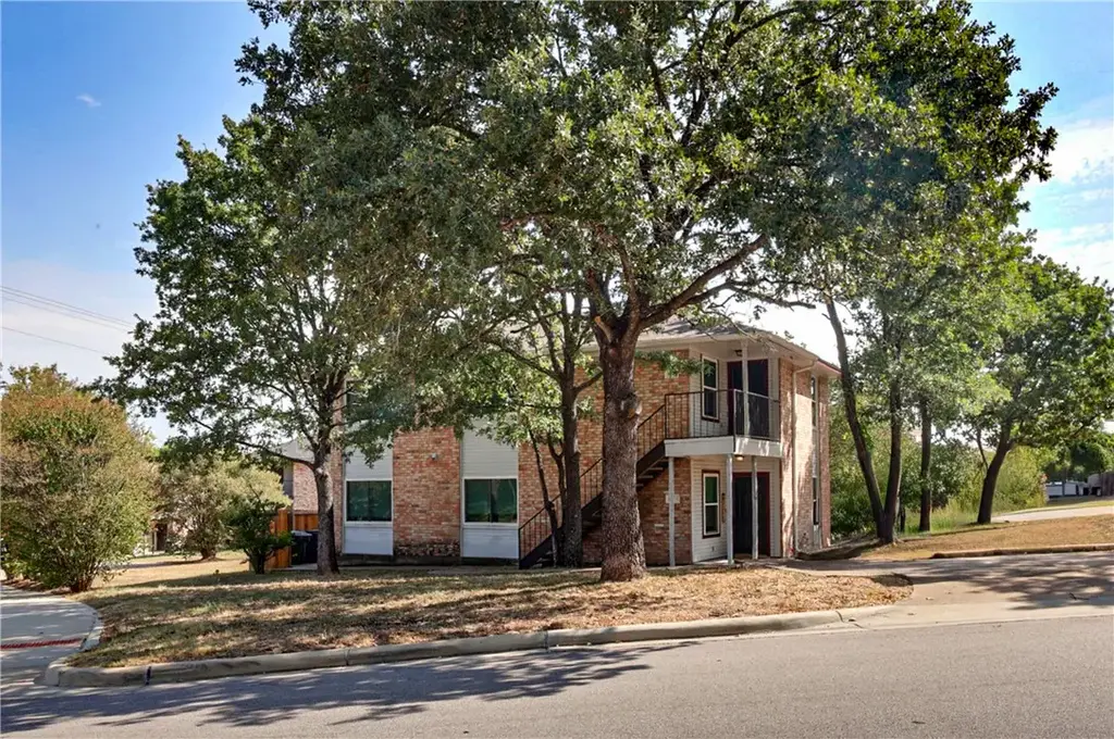 1201 Autumn Circle B, College Station
