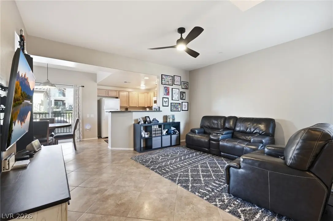 6868 Sky Pointe Drive 1073, Las Vegas