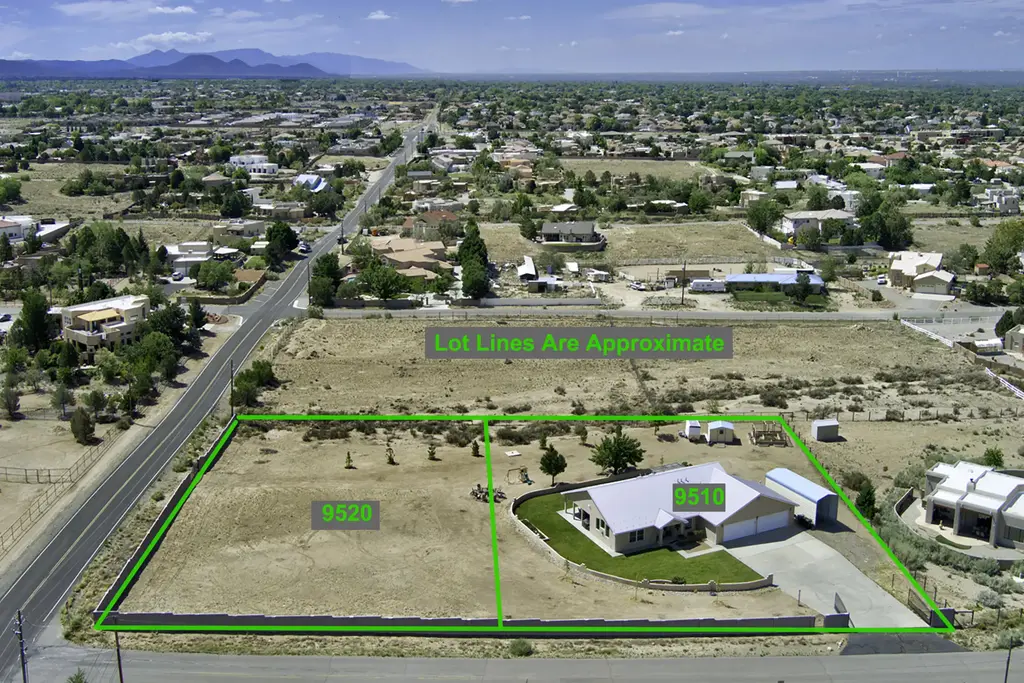9520 Signal Avenue Ne, Albuquerque