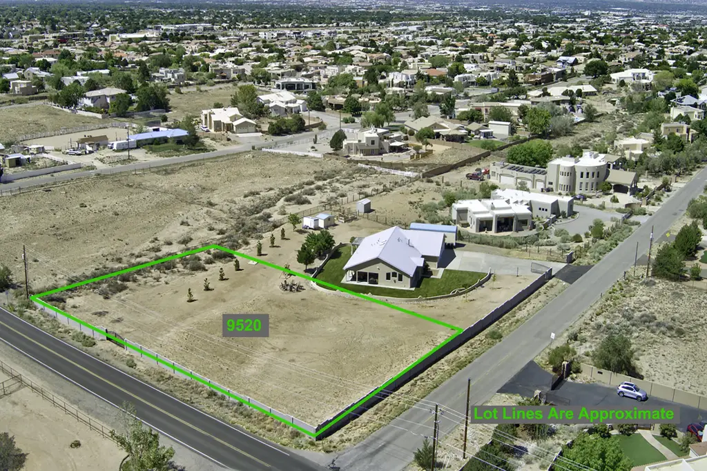 9520 Signal Avenue Ne, Albuquerque