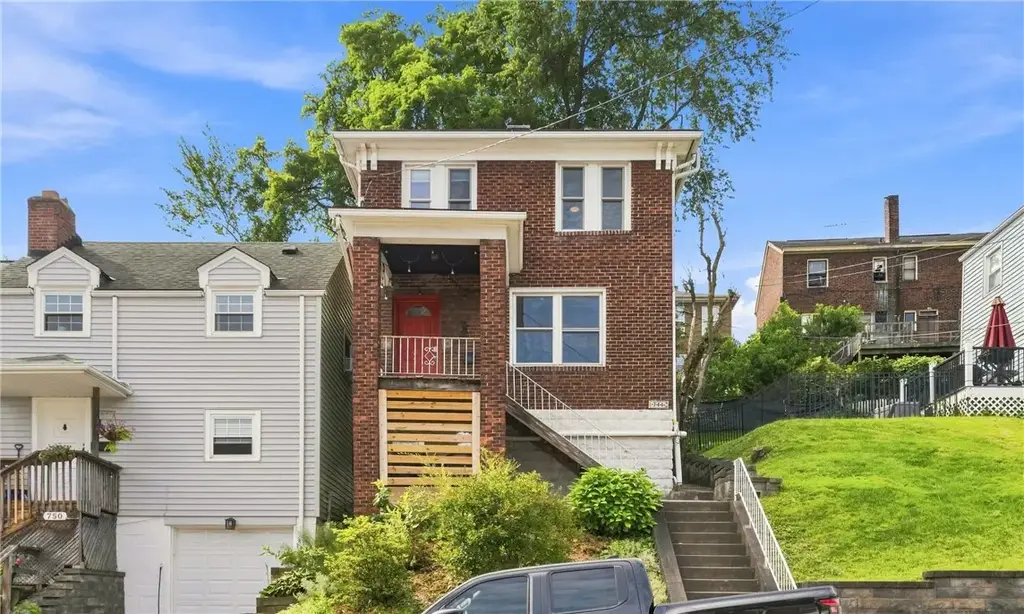 746 Montclair Street , Greenfield