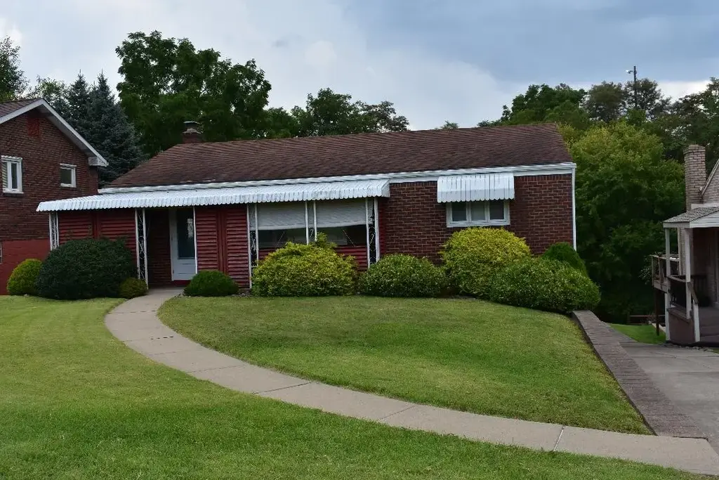 706 Lechner Lane , Baldwin Boro