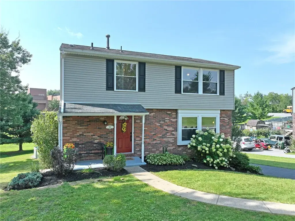 29 Cannongate Drive , South Fayette
