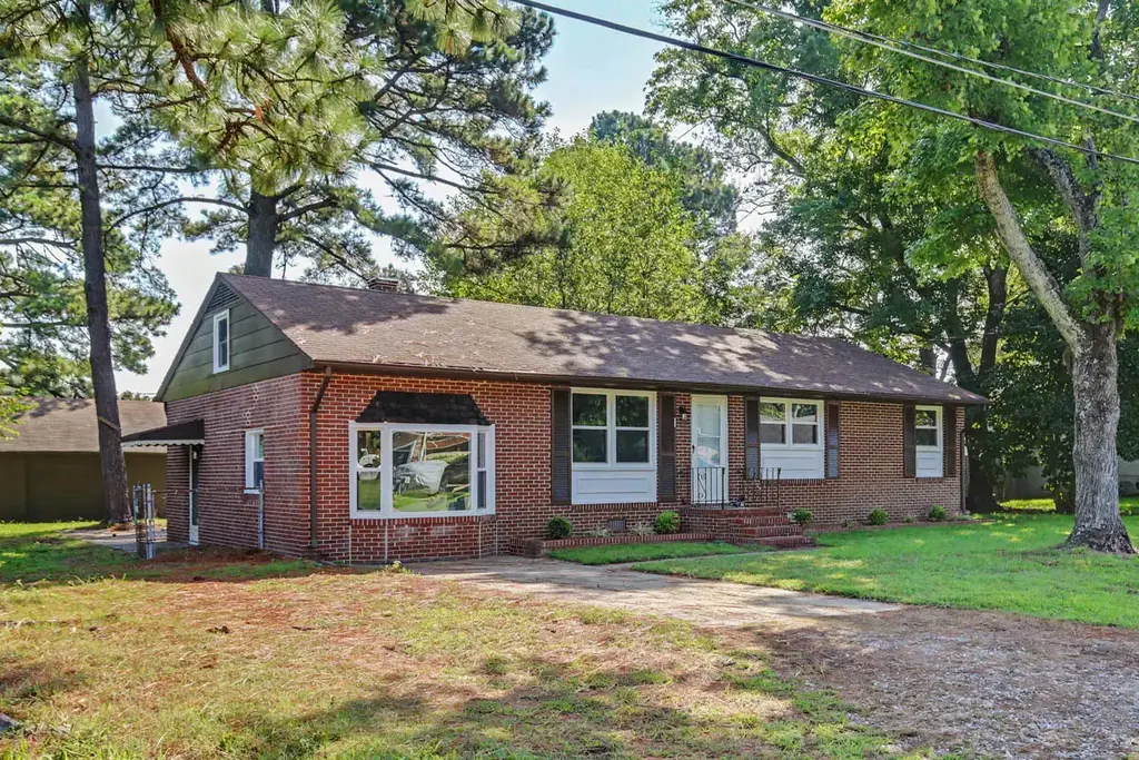 116 Bailey Road, Yorktown