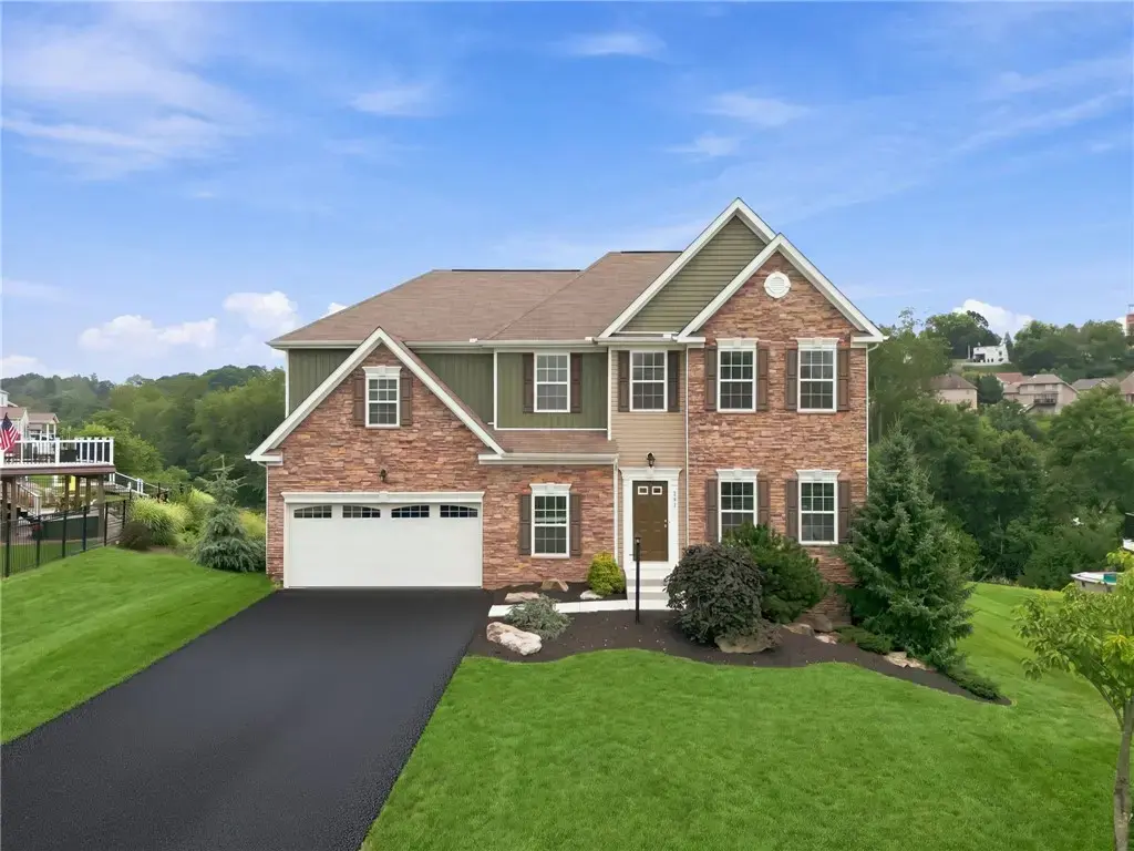 321 Hunters Field Circle , Jefferson Hills