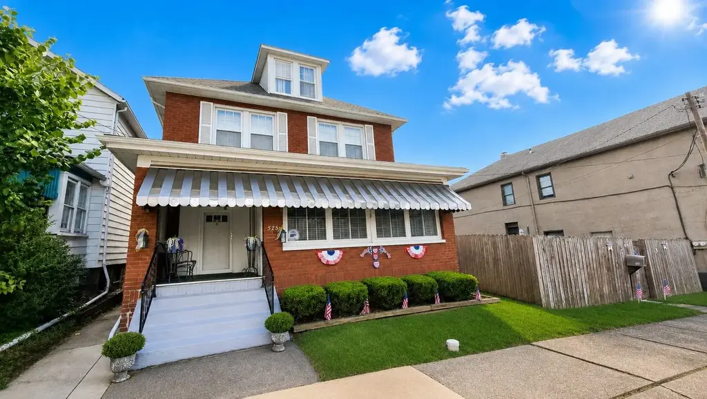 525 Walnut Street, Vandergrift