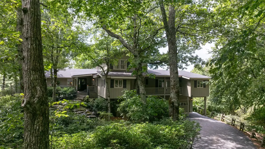 551 King Gap Road, Highlands