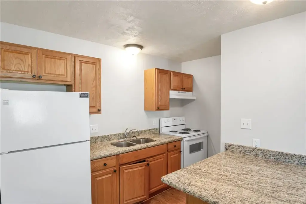 4212 Old College Road 6, Bryan