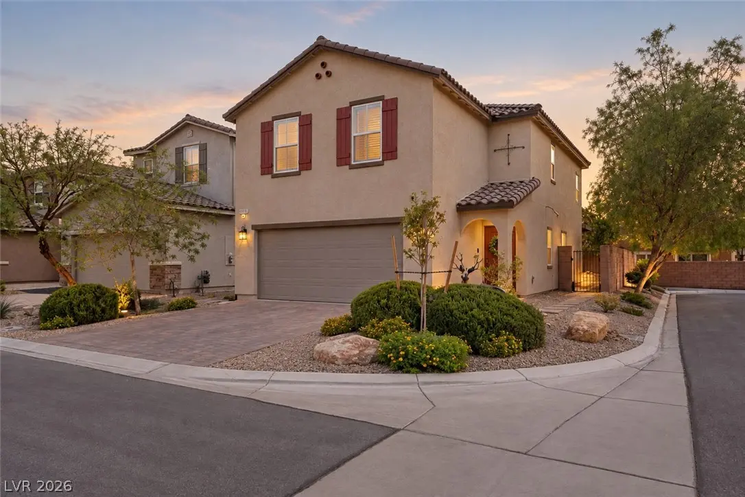 Photo of Listing #2811763