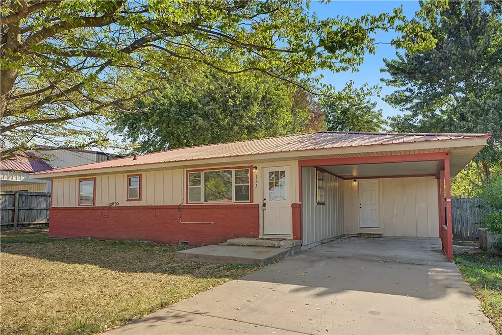 183 Casteel Lane, Springdale